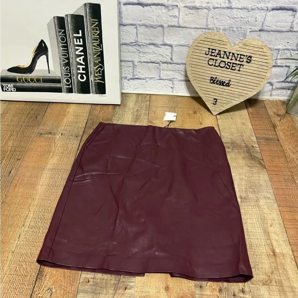 THEORY Women Faux Leather clean pencil Skirt bedford NWT burgundy size 12 - Picture 5 of 15